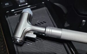 이중접합 유리 전기자동차